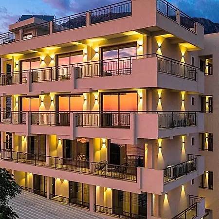 Sunset Hotel 4*